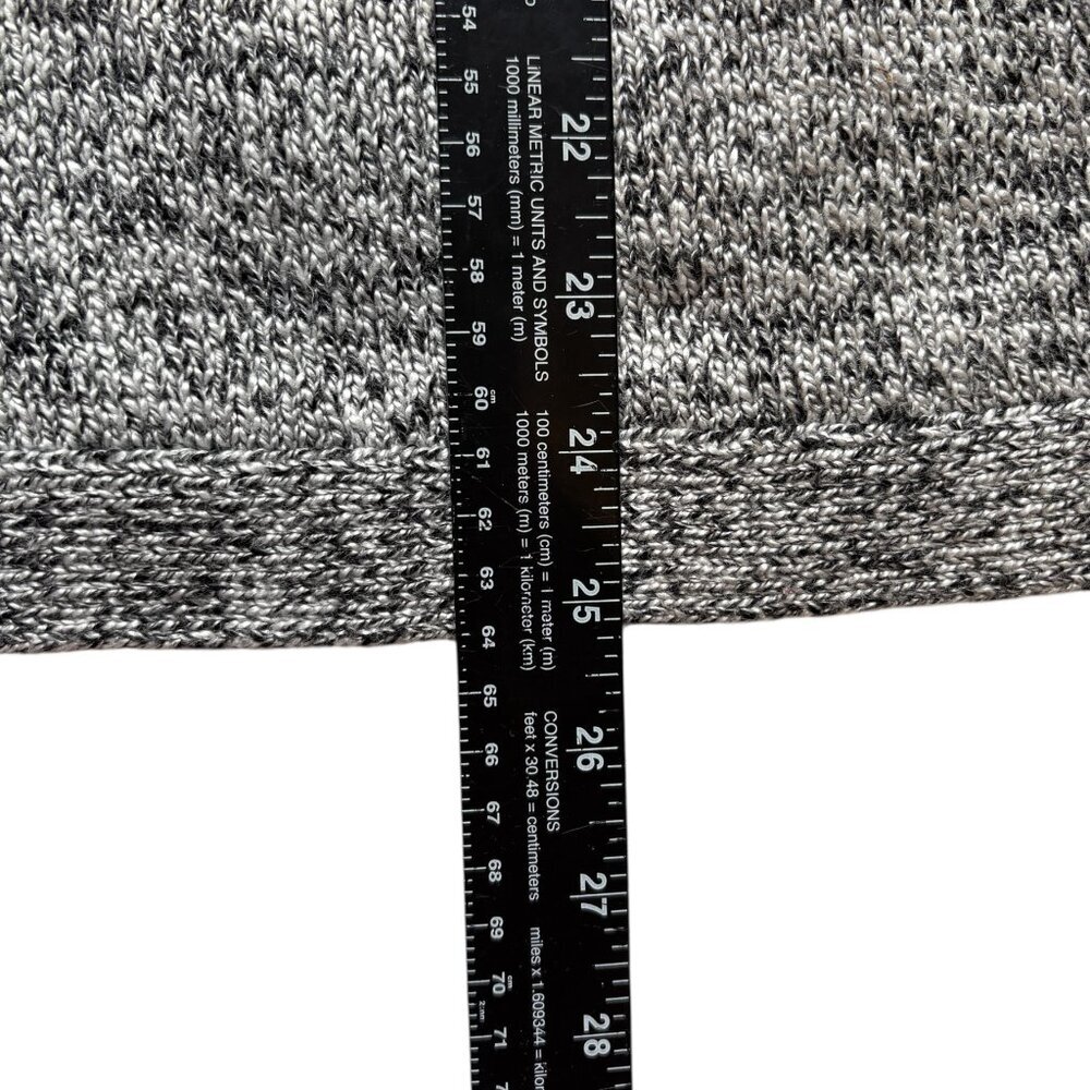Levi's Short Sleeve Button Sweater Size M - Picture 9 of 9